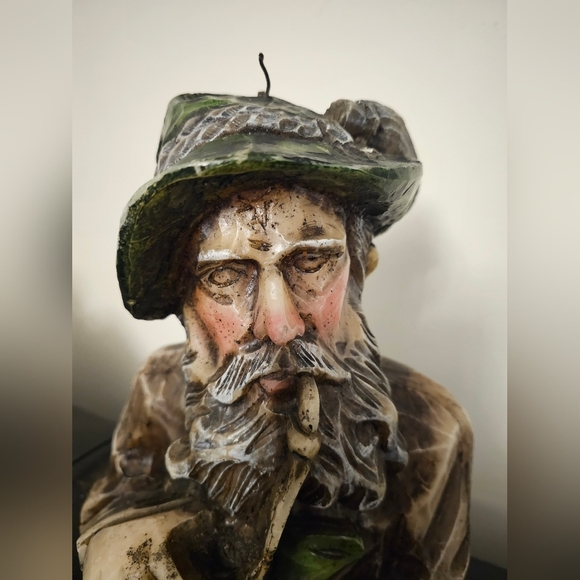 Beautiful Large Solid Wax German Candle. Man With Pipe. - Picture 4 of 9